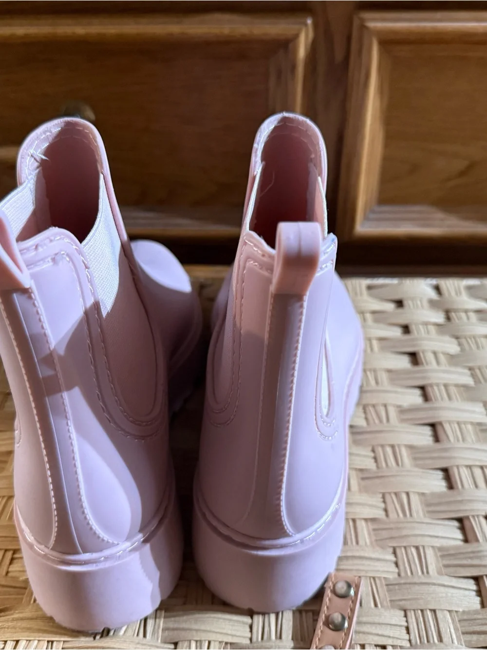 Dolce Vita Pink Chelsea Rain Booties - Picture 4 of 6
